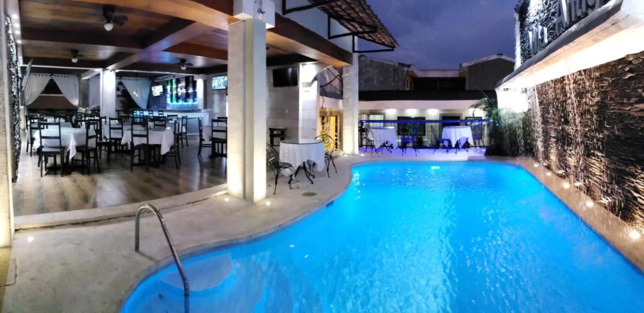 סאן סלבדור Hotel Villa Antigua מראה חיצוני תמונה