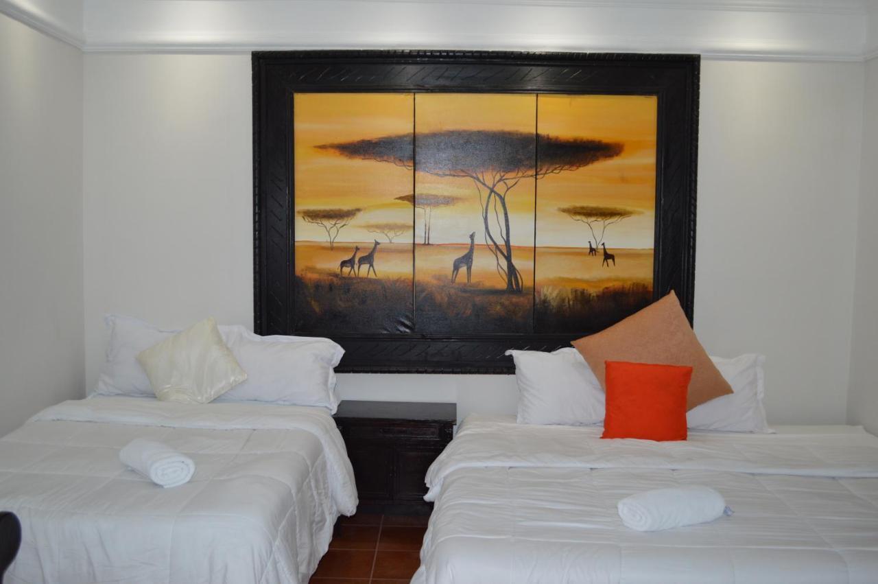 סאן סלבדור Hotel Villa Antigua מראה חיצוני תמונה